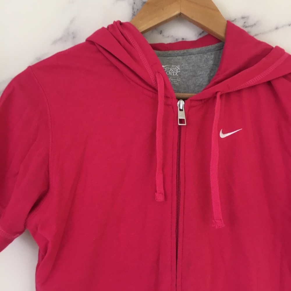 💕SOLD💕Nike Short Sleeve Athletic Hoodie - Picture 3 of 6